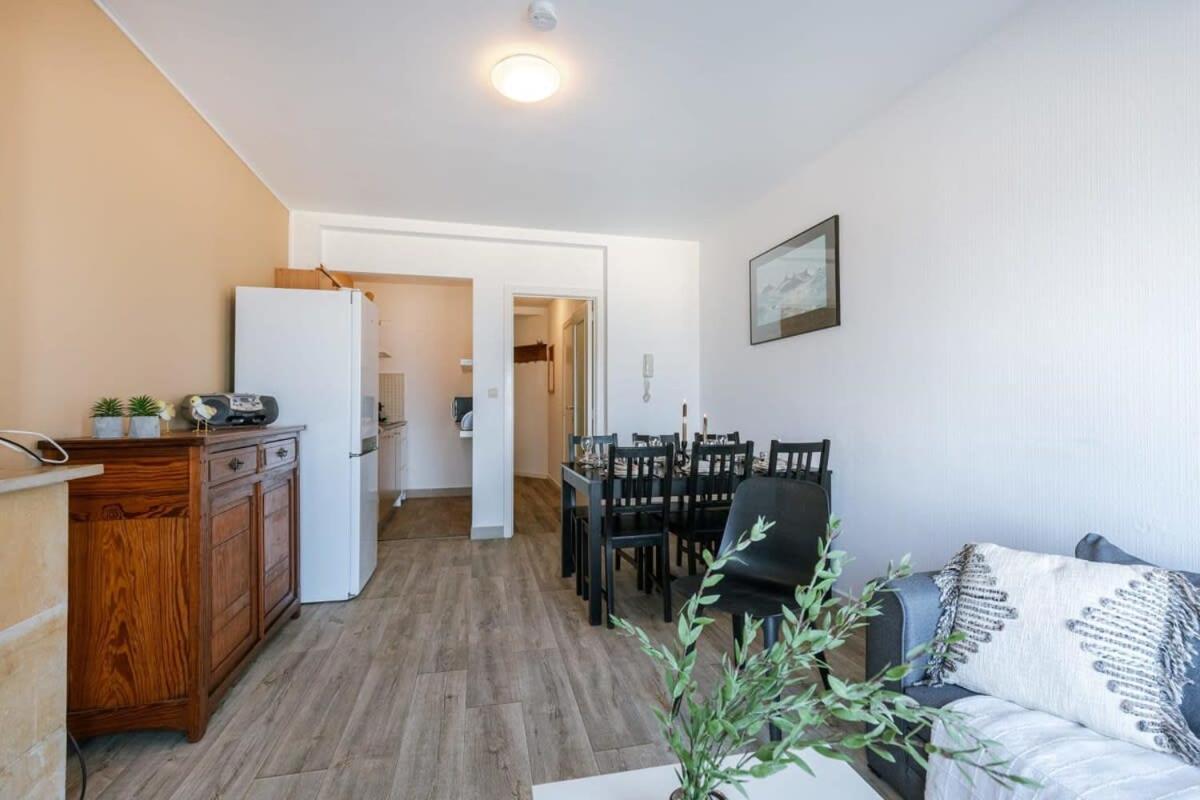 Huswell - Enjoyable Apartment With Sea View De Haan Eksteriør bilde