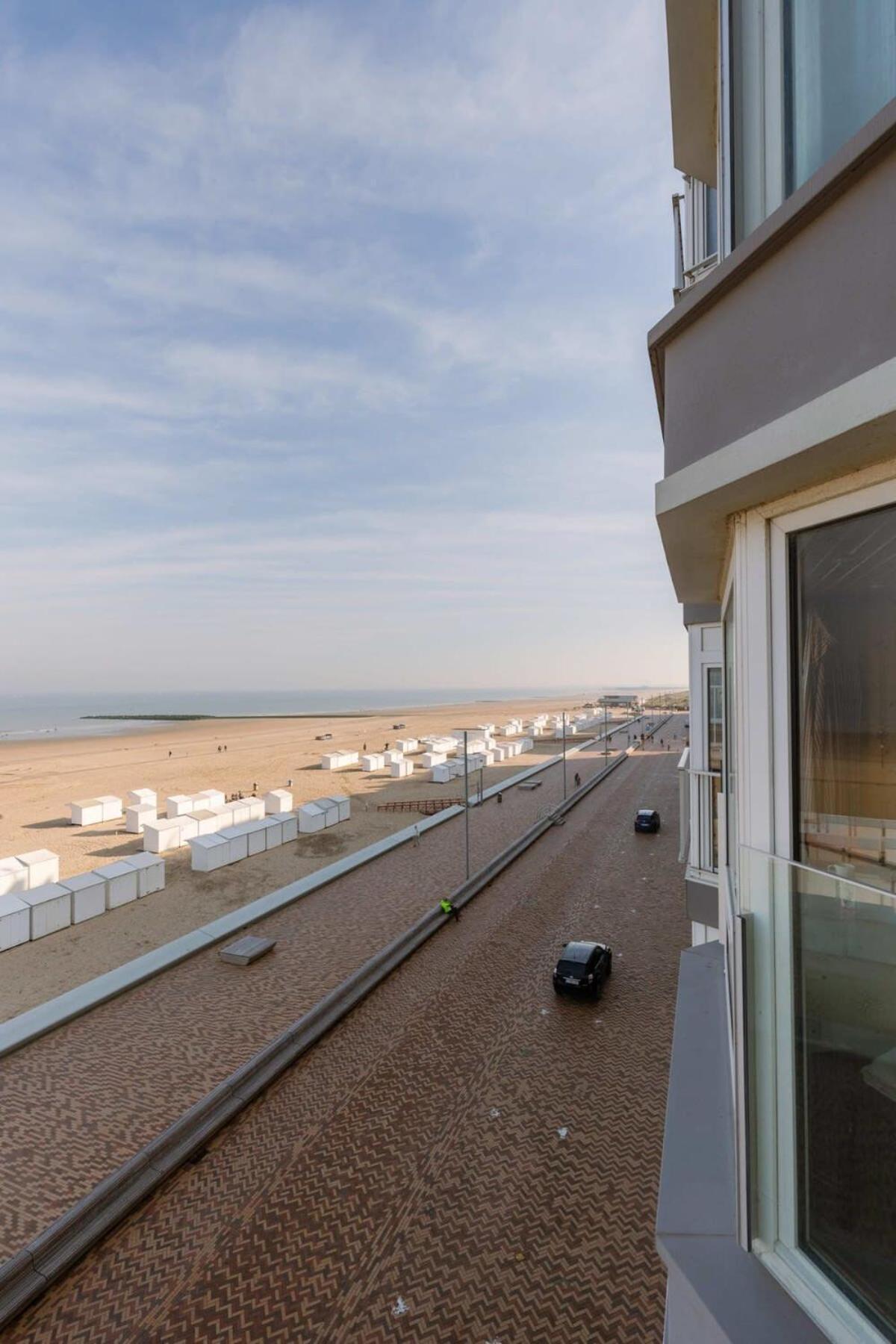 Huswell - Enjoyable Apartment With Sea View De Haan Eksteriør bilde